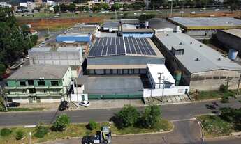 Imagem 2: Galpao com camera fria refrigerados e congelados 930 metros BR 060 ade aguas claras