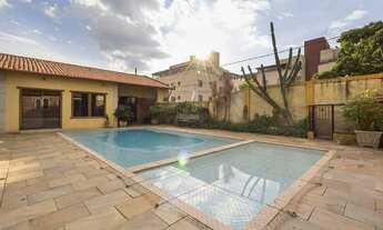 Imagem 2: Casa para venda tem 200 metros quadrados com 4 quartos em Centro - Contagem - MG