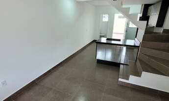 Imagem 4: Sobrado semi mobiliado com 2 dormitórios no Rio Pequeno - Camboriú