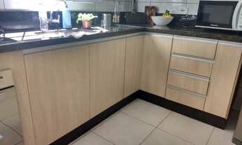 Imagem: SOBRADO DIVIDA SP COM TABOÃO DA SERRA