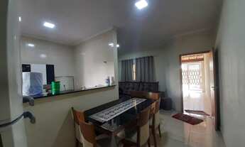 Imagem 2: Linda casa no Salerno com 2 quartos, 1 banheiro, e com garagem coberta