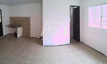 Imagem 3: Casa Duplex de esquina no Cambeba, 5 quartos, em frente ao Parque Del Sol