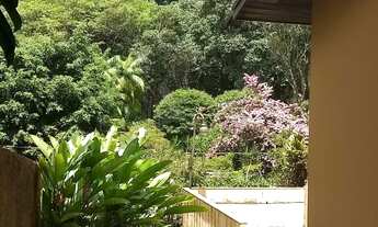 Imagem 5: Casa para Venda e Aluguel, em rua fechada, 1100 m², 5 quartos / suites, piscina