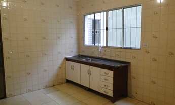 Imagem 5: Sobrado com 190m² de área construída, 4 dormitórios e 4 vagas na Cidade São Jorge em Santo