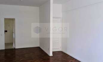 Imagem 4: Apartamento em rua tranquila no Humaitá