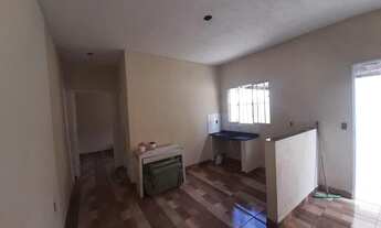 Imagem 2: Linda casa em terreno de 125 metros, no Salerno com 2 quartos, 2 banheiros, e garage cober
