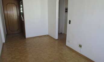 Imagem: Apartamento com 1 dormitório e armários