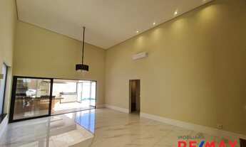 Imagem 3: Casa de condomínio térrea para venda tem 174 metros quadrados com 3 quartos