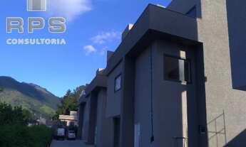 Imagem: Casa em Condomínio para Venda na Vila Petrópolis