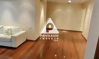 Imagem 3: 3 QUARTOS, 1 SUITE, 2 VAGAS DE GARAGEM MAIS VARANDA. LAGOA