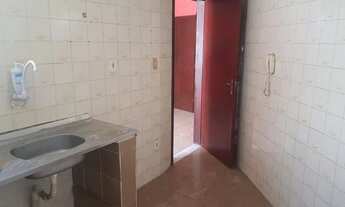 Imagem 3: Apartamento para aluguel com 60 metros quadrados com 2 quartos em Cajueiros - Macaé - RJ