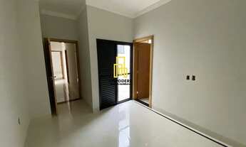 Imagem 3: Casa para Venda em Uberlândia, Alto Umuarama, 3 dormitórios, 3 suítes, 4 banheiros, 2 vaga