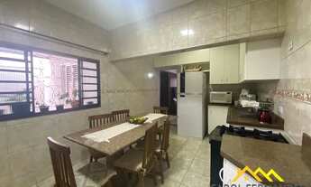 Imagem 2: Casa no Bairro Paulista com 95m2, dois dormitórios, sendo um com armários e duas vagas de