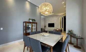 Imagem 3: Casa de condomínio para venda tem 212 metros quadrados com 3 quartos