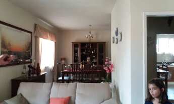 Imagem 2: Casa Valparaíso, local nobre, fino trato, Rua Simon Bolivar - Petrópolis - RJ