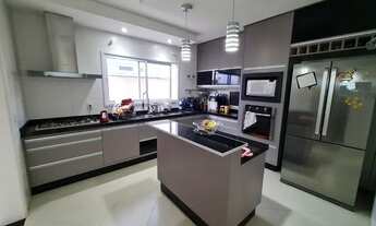 Imagem 4: Casa no condomínio Recanto dos Paturis - Vinhedo/SP - 3 suítes e piscina