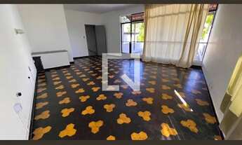 Imagem 6: Casa para Aluguel - São Luíz, 5 Quartos, 587 m2