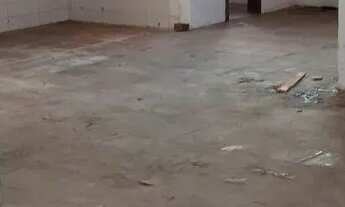 Imagem 2: Barracão 180m2 com casa80m2