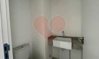 Imagem 7: O apartamento está localizado no bairro Recreio dos Bandeirantes possui 120m² com 4 quarto