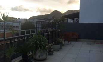 Imagem 3: Oportunidade, Cobertura linear com possibilidade de segundo pavimento no Recreio