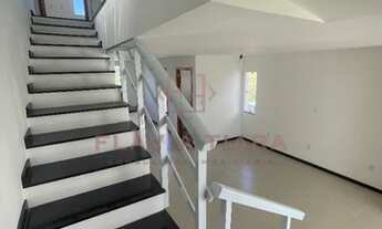 Imagem 7: Casa duplex em Portal de Manguinhos