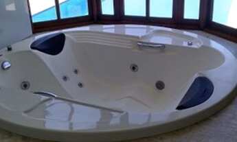 Imagem: Ex. Casa com terreno medindo 1.800m2