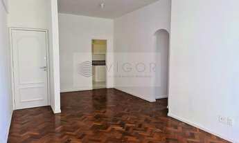 Imagem 3: Apartamento em rua tranquila no Humaitá