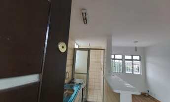 Imagem 2: Apartamento para venda tem 2 quartos - estuda permuta por casa na região - aceita Financi