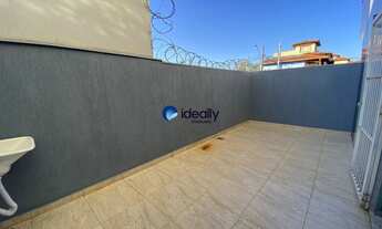 Imagem 2: Excelente Área Privativa no Bairro Pedra Azul Com 02 Quartos com Varanda e 01 Vaga de Gara