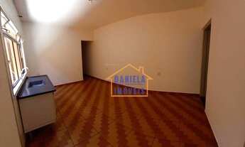 Imagem 2: Casa para alugar por R$ 1.300,00/mês - Jardim Santo André - Santo André/SP