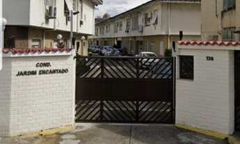 Imagem 4: Casa de condomínio para venda com 168 metros quadrados com 4 suítes. Rua Persio de Queiroz