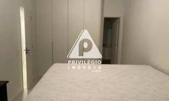 Imagem 7: Apartamento 4 quartos, 1 suíte vista mar e 3 banheiros, varanda e 3 vagas