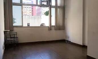 Imagem 4: APTO VENDA RUA ANITA GARIBALDI COPACABANA RJ - 75M2 - AMPLO SALA 2 QUARTOS LOCALIZAÇÃO MAR