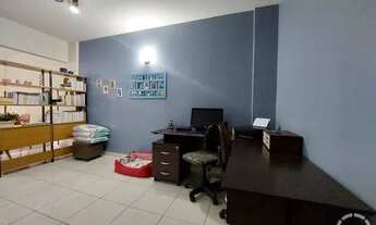 Imagem 5: Comprar apartamento com 3 quartos, dependência e vaga demarcada