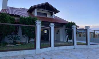 Imagem 2: Casa de 3 dormitórios à Venda - Xangri-lá