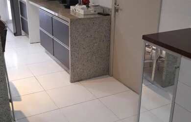 Imagem 2: Casa para venda possui 170 metros quadrados com 3 quartos em Itaigara - Salvador - BA