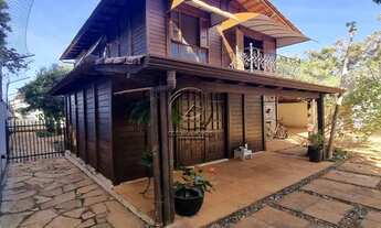 Imagem 2: ESTÂNCIA JARDIM BOTÂNICO II CHARMOSA CASA 5 QUARTOS EM MADEIRA PARA ALUGUEL