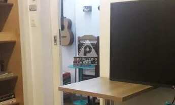 Imagem 7: Laranjeiras Sebastião de Lacerda excelente 2 quartos 2 banheiros cozinha americana reforma