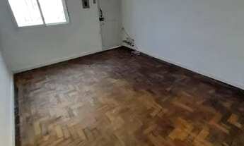 Imagem 2: Casa com 2 dormitórios para alugar, 70 m² por R$ 1.200,00/mês - Centro - Pelotas/RS