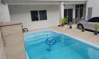 Imagem: Casa de 3 quartos em Nova Iguaçu