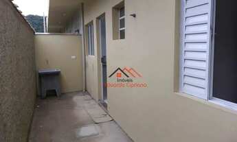 Imagem 4: Condomínio fechado com 4 casas de 2 dormitórios cada