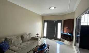 Imagem 2: Casa de condomínio para venda - 252 m² com 4 quartos