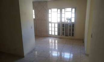 Imagem 2: ? Aluga-se apartamento na rua José Davi, bairro cidades beira mar em rio das ostras