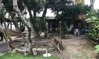 Imagem: Casa rústica estilo buziana para aluguel