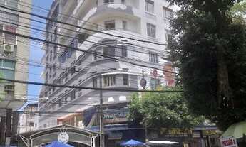 Imagem 2: Apartamento 2/4 No Centro Com Varanda Próximo de Tudo Oportunidade