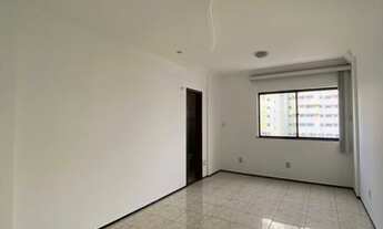 Imagem 4: Apartamento com dois quartos e uma suíte no<br>Renascença