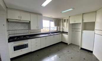 Imagem 7: Apartamento para venda possui 212 metros quadrados com 4 quartos em Setor Bueno - Goiânia