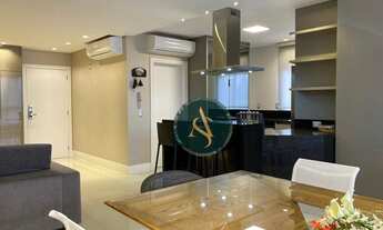 Imagem 7: Apartamento mobiliado, 18° andar, 3 suítes, 3 vagas individuais de garagem, com 269 m² por