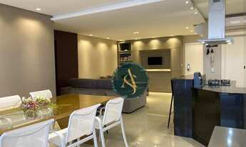 Imagem 4: Apartamento mobiliado, 18° andar, 3 suítes, 3 vagas individuais de garagem, com 269 m² por