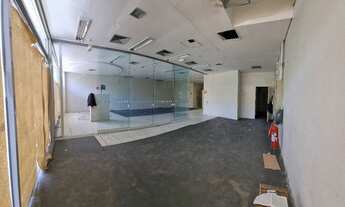 Imagem 5: EXCELENTE PNTO COMERCIAL GALPÃO 335m² COM ESTACIONAMENTO NO CAMPANÁRIO!!!